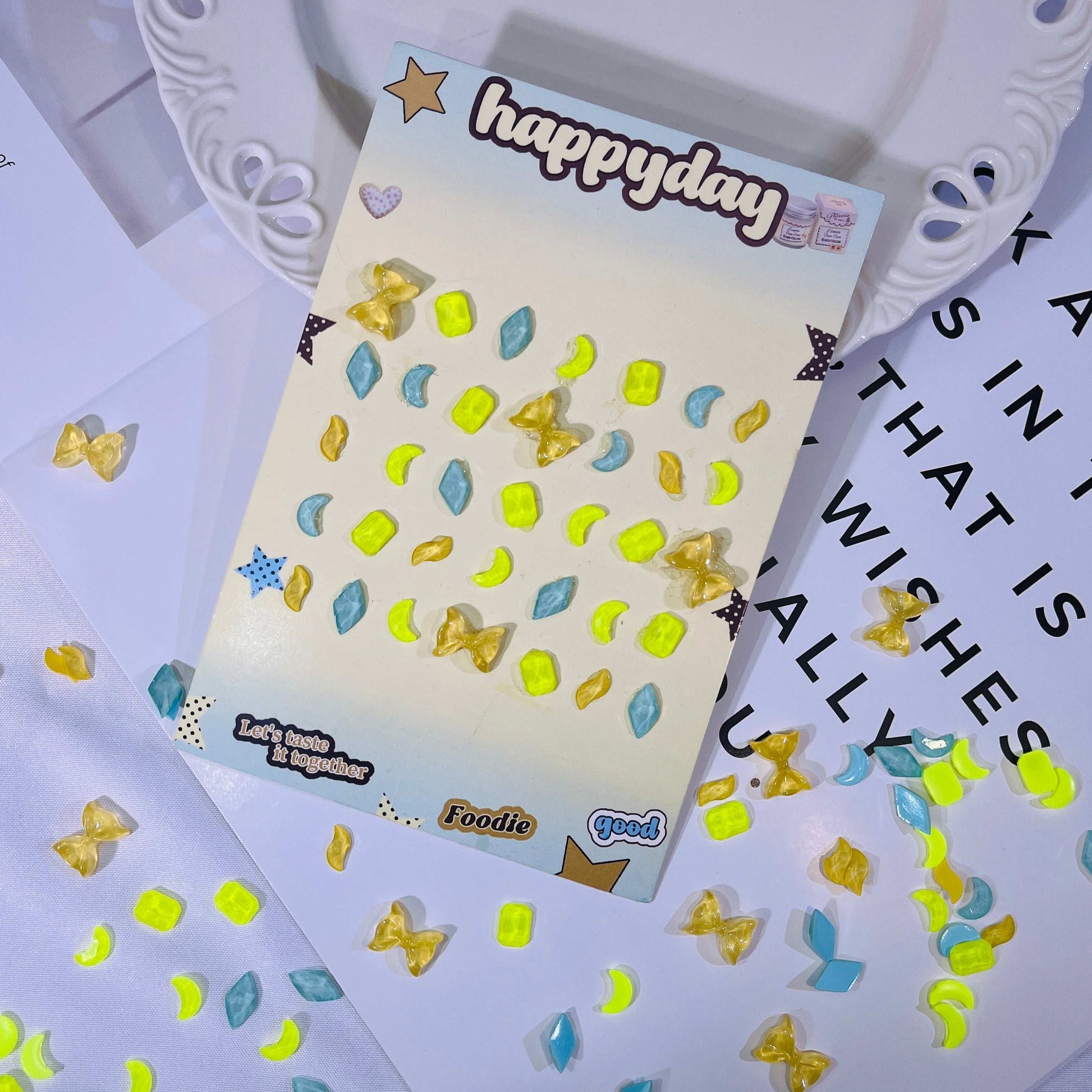[BOGO] Peppy Chameleon-UV Change-Shine Shine DIY Resin Nail Charms