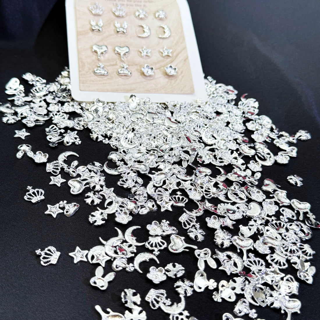 Adornos de cristal para uñas DIY con brillo de cuento de hadas