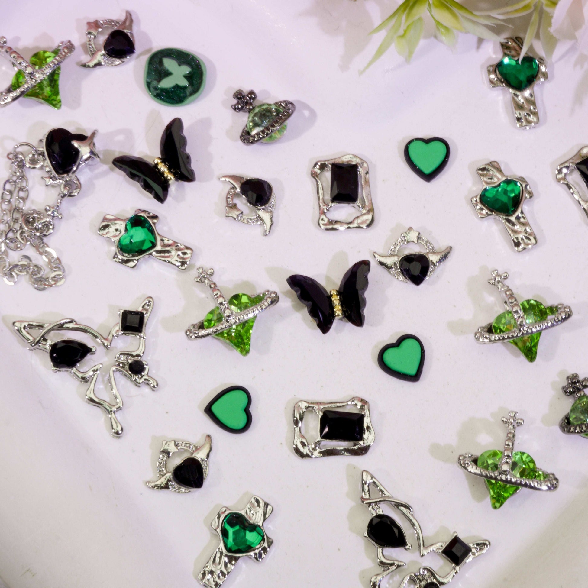 Green Shadow-Shine Shine DIY Metal Nail Charms